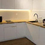 Tolka Z Balkonem I Garazem Podziemnym Gratis Apartment *
